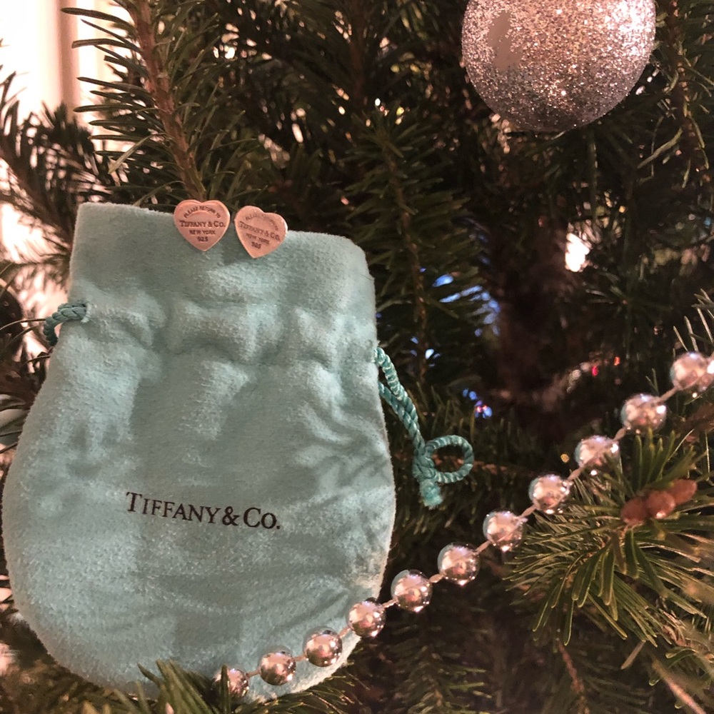 100% authentic Tiffany & Co Earrings!